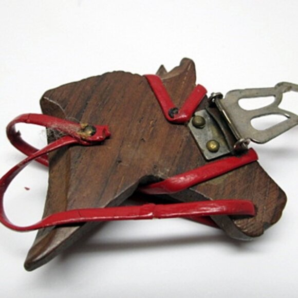 1940s Vintage Novelty Realistic Horse Head Wood Fur Dress Clip Pin Equestrian - Picture 3 of 4